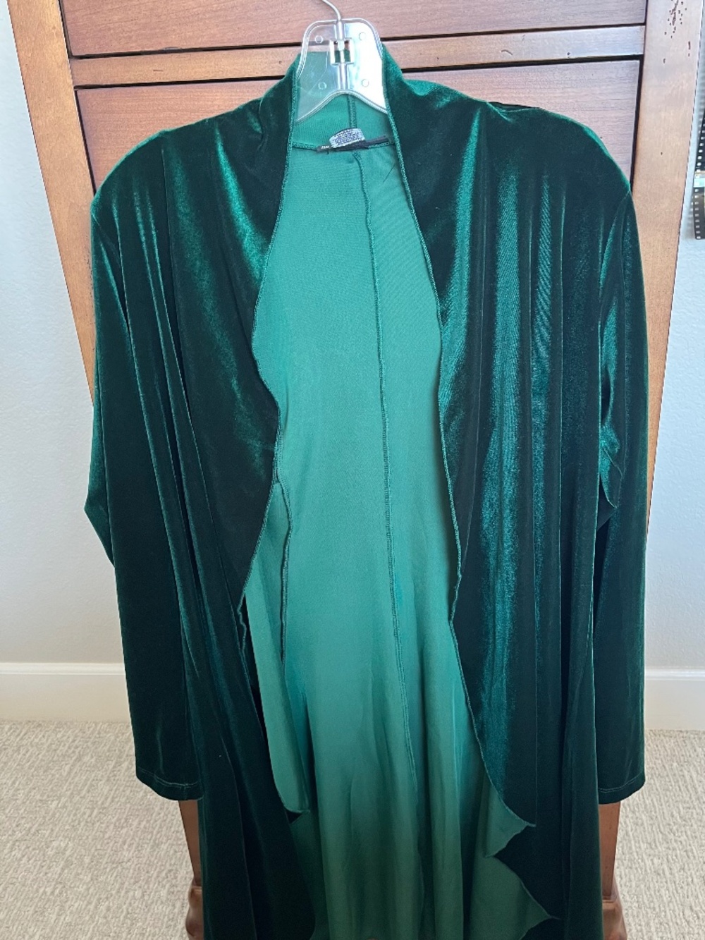 The Pyramid Collection Emerald Green Velvet Duster Cardigan M